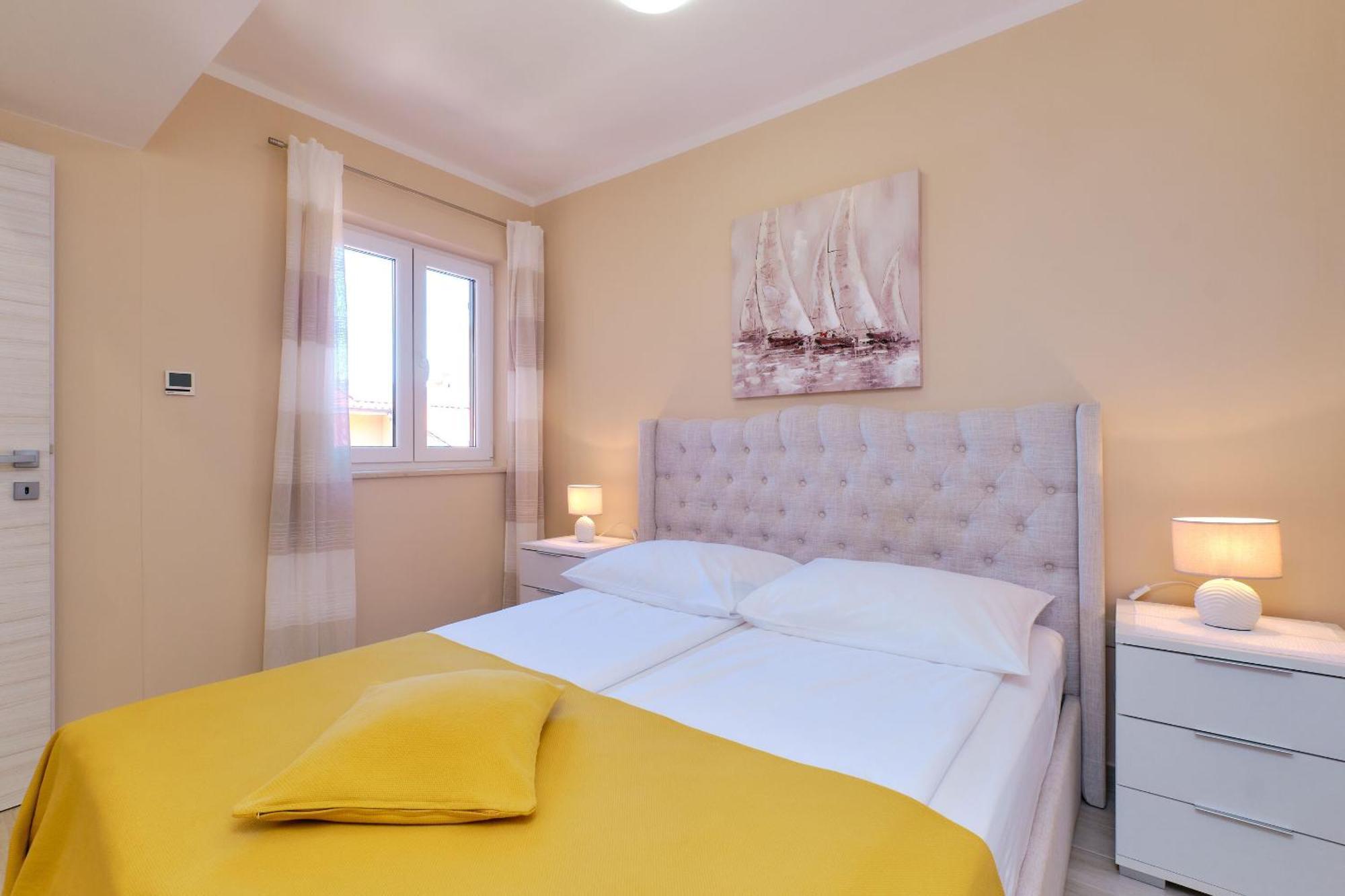 Apartments Enna มาลีโลชินจ์ ภายนอก รูปภาพ